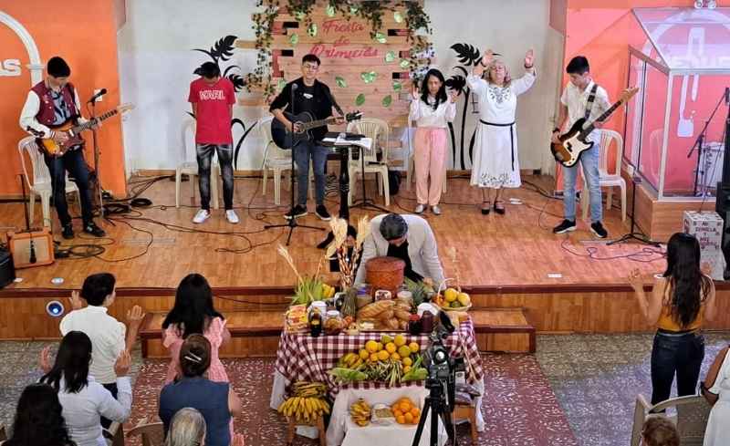 800 x 489 Iglesia Bautista Manantial de Cajamarca